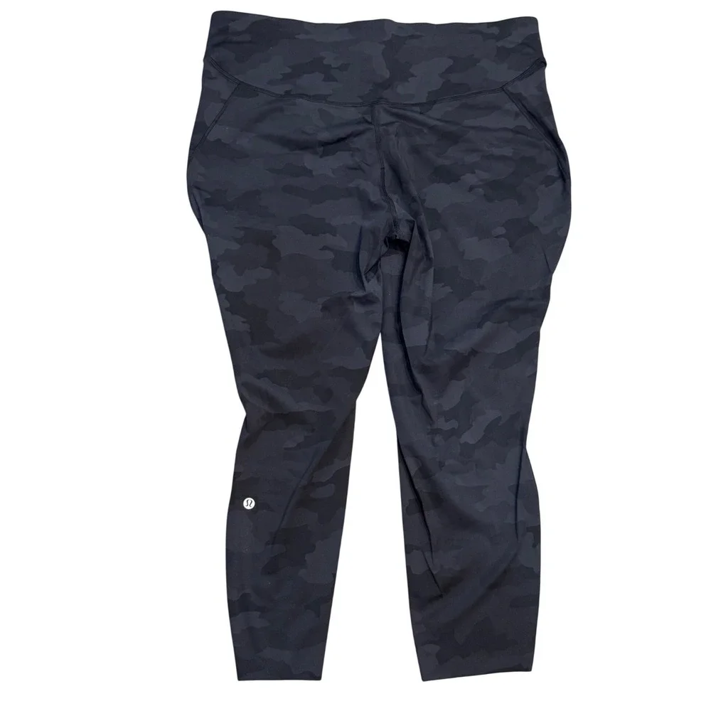 Lululemon Base Pace‎ High-Rise Crop 23 Camo Heritage 365 Deep Coal Multi 20 NWOT